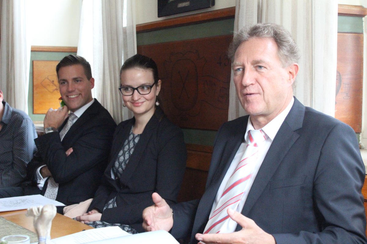 Besuch des Parlamentarischen Staatssekretärs beim Bundesminister für Verkehr und digitale Infrastruktur Norbert Barthle