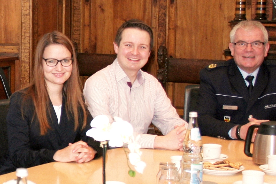 Bundestagsabgeordnete Ronja Kemmer und Ulmer CDU Fraktion danken der Polizei